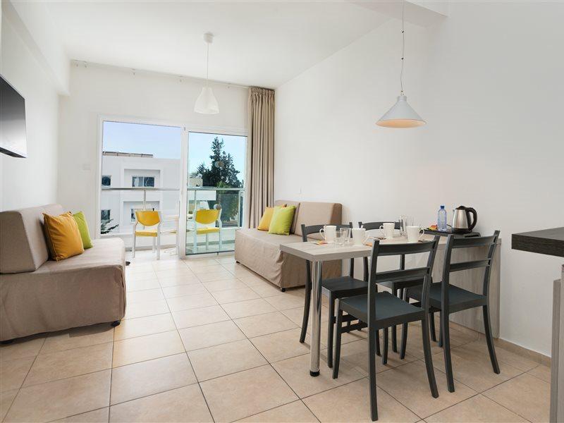 Mayfair Gardens Pafos Dış mekan fotoğraf